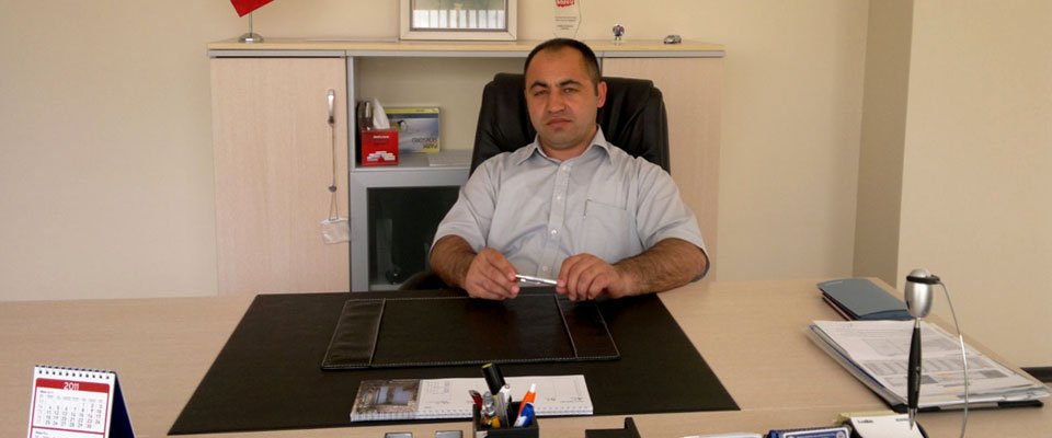 Güven veren el sıkışma anı